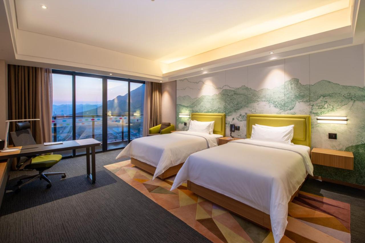Hampton By Hilton Qingyuan Qingxin District Hotel Bagian luar foto